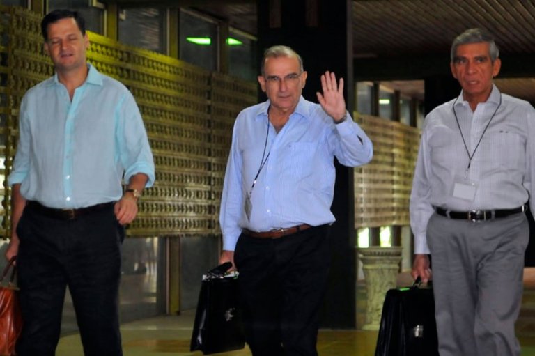 No hay parálisis de la Fuerza Pública ni un cese el fuego bilateral disfrazado: De la Calle