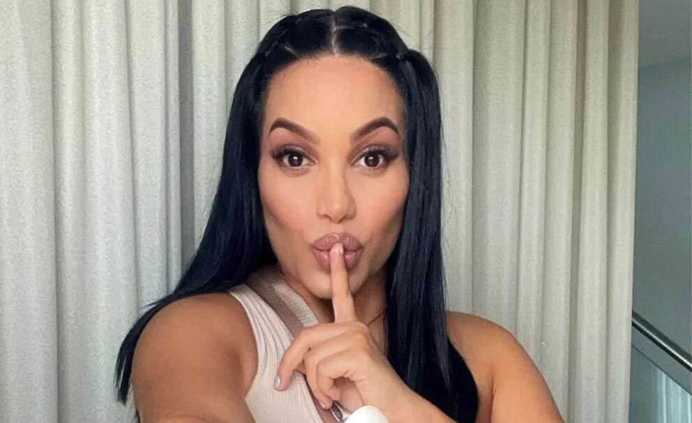 Andrea Valdiri estaría estrenando novio: fue captada de viaje junto a este hombre