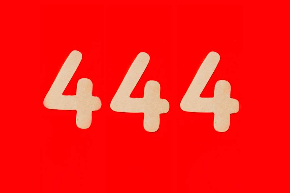 Numerología 444