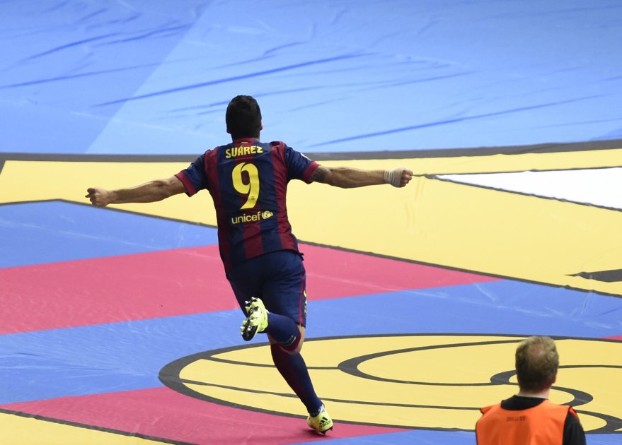 Luis Suárez celebra el segundo gol del Barcelona en la final de la Champions League. Foto: AFP
