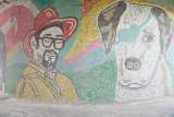 El mural hecho con 80.000 tapas recicladas en la estación Bicentenario