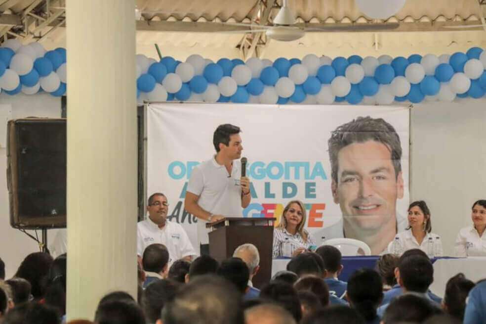 El alcalde Carlos Ordosgoitia dijo que los supuestos chats son producto de “presiones para entregar contratos”, pero que "eso no está pasando". / Tomada de @CarlosOrdosgoitia