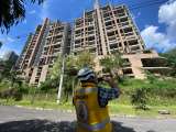 En video: Así fue la implosión del edificio Continental Towers en Medellín