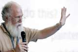 Jon “Maddog” Hall, histórico promotor del software libre, estará en Bogotá