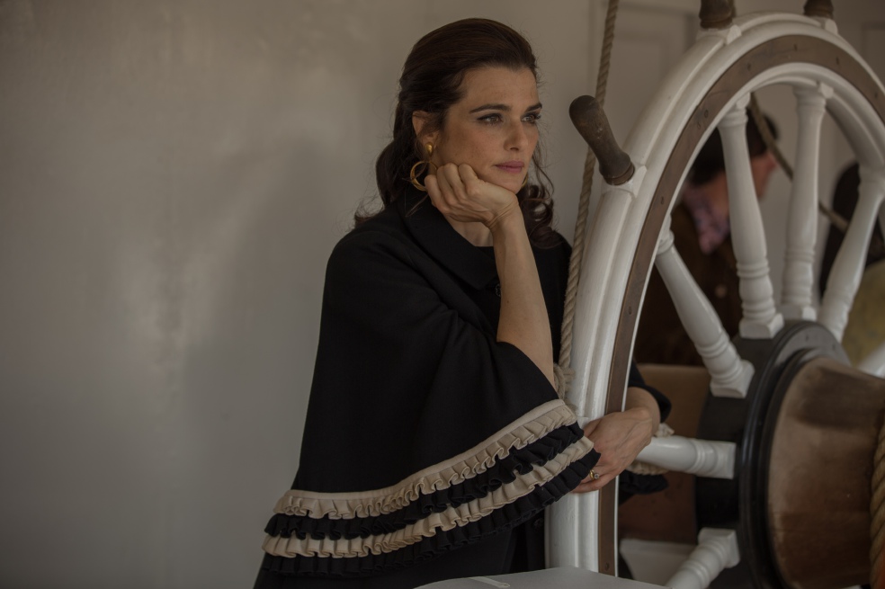 Colin Firth y Rachel Weisz en la cinta “Un viaje extraordinario”. / Cortesía