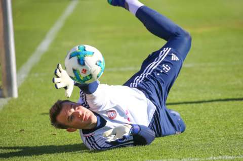 Manuel Neuer revela detalles de su batalla contra el cáncer