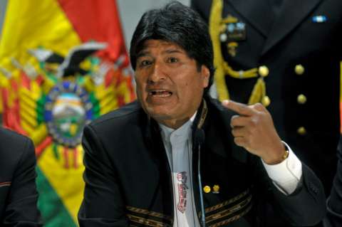 Evo Morales dedica triunfo de Chávez al Che Guevara