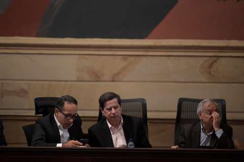 Congreso le muestra resistencia al Gobierno con tres proyecto claves de Petro