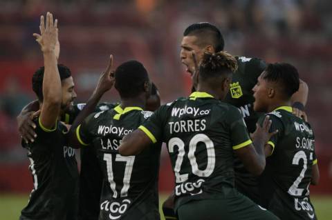 Nacional empató con Huracán y avanzó en la Copa Suramericana
