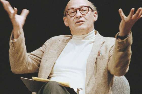 Marvin Minsky afirmaba que los seres humanos somos máquinas, de carne y hueso pero máquinas al fin y al cabo. / AP