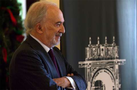 Director de la RAE resalta el oficio de los escritores por ser uno “oneroso y difícil”