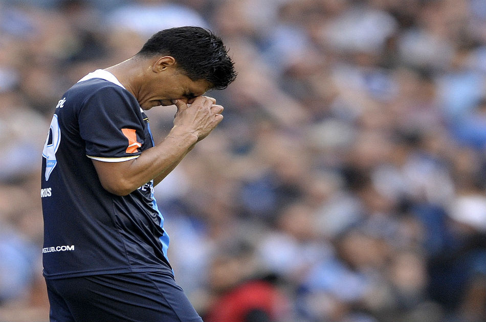 El delantero colombiano no pasa por un buen momento en River Plate. / AFP