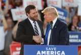 ¿Quién es J.D. Vance, el favorito de Trump que ganó en las primarias de Ohio?