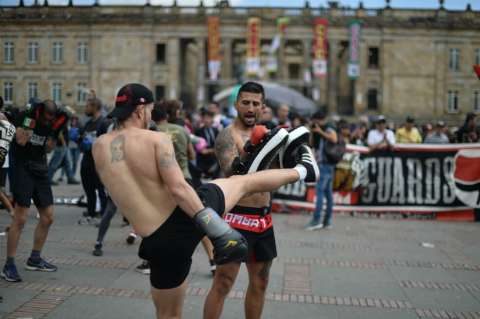 Los "Antifascistas" fueron los protagonistas en la Plaza de Bolívar, este 1 de mayo