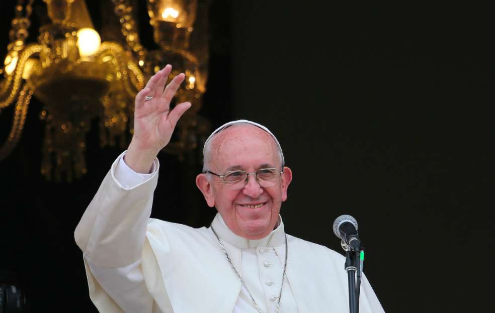 El papa Francisco pronunció su mensaje a los jóvenes desde el balcón de Palacio Arzobispal en la Plaza de Bolívar/ José Miguel Gómez- Conferencia Episcopal Colombiana