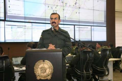 Corte negó tutela al general (r) Palomino para retirar libro de "La Comunidad del Anillo"