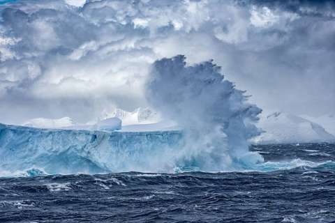 Olas de cien metros y remolinos de diez km de ancho: el océano Austral está cambiando