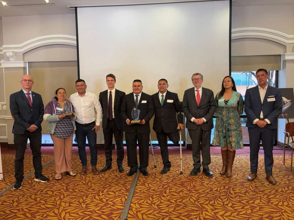 Los ganadores del premio CaMINA 2024.