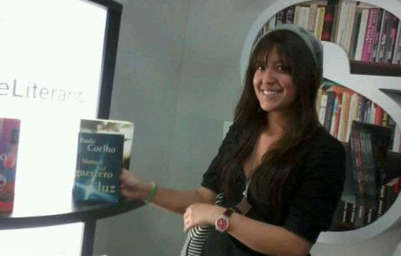 Ella fue la primera lectora en llegar al #CambalacheLiterario.