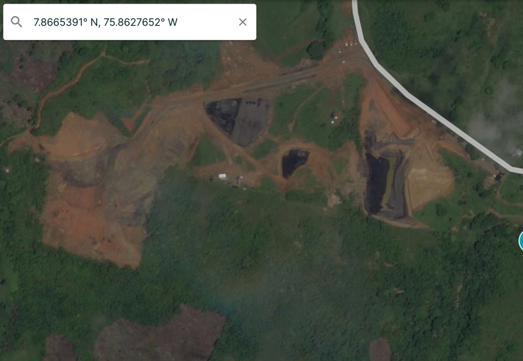 Imágenes satelitales de la mina La Estrella de Carbomas, región de Puerto Libertador, en mayo de 2022.