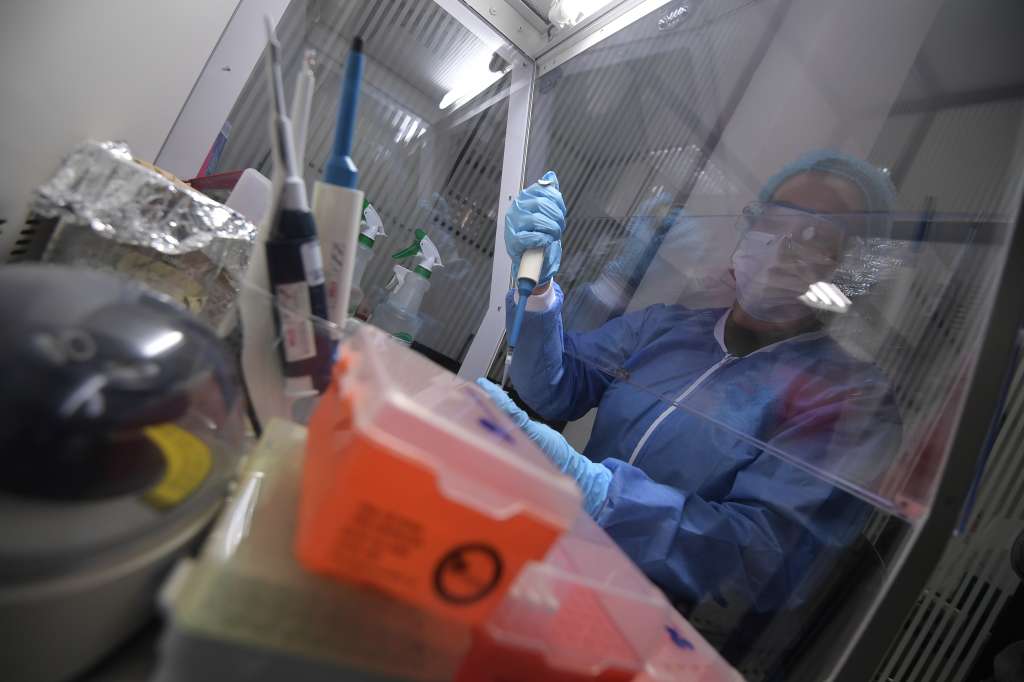 Instalaciones del laboratorio de Referencia e Investigación del Ejército Nacional tendrá la capacidad de practicar 200 pruebas diarias de COVID-19 a usuarios del Subsistema de Salud de las Fuerzas Militares.