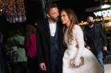 ¿Ben Affleck y Jennifer López volvieron? Los grabaron dándose un beso