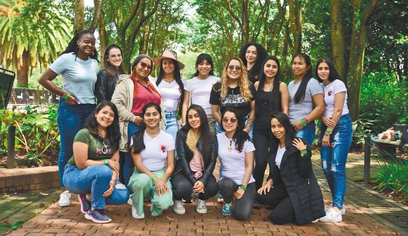 El grupo de mujeres de 12 departamentos se reunió en la Universidad EAN. / Gustavo Torrijos