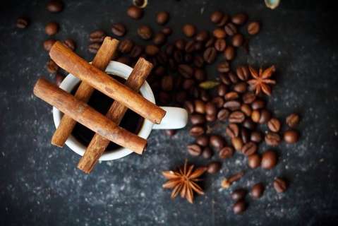 5 especias que puedes añadir a tu café diario