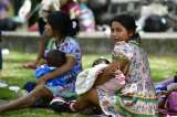 Comunidad Emberá desplazada del Chocó acampa en el parque Tercer Milenio