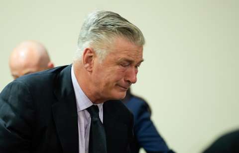Alec Baldwin enfrentó fuerte crisis por tragedia de Rust: “Me rompió cada nervio del cuerpo”