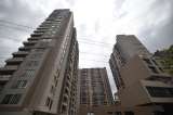 De las casas familiares a los apartamentos, así se viene encogiendo Bogotá