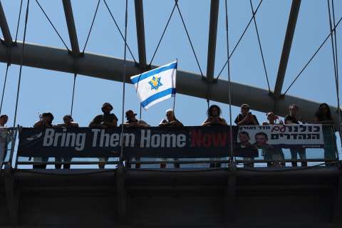 Huelga general en Israel: aeropuerto de Tel Aviv paralizado y vías bloqueadas