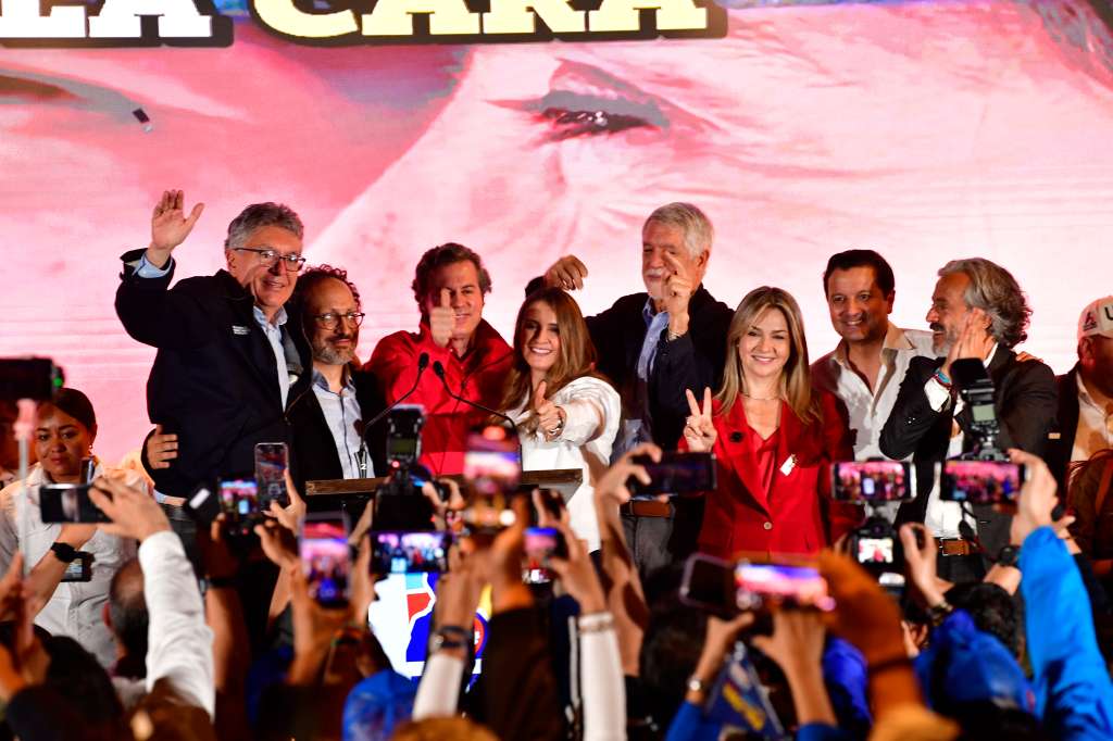 Senadora del partido Centro Democrático, ganadora en las elecciones de la Gran Consulta por Colombia celebrada el pasado 8 de marzo