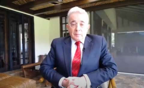 Así fue la defensa de Álvaro Uribe para que se precluya investigación en su contra