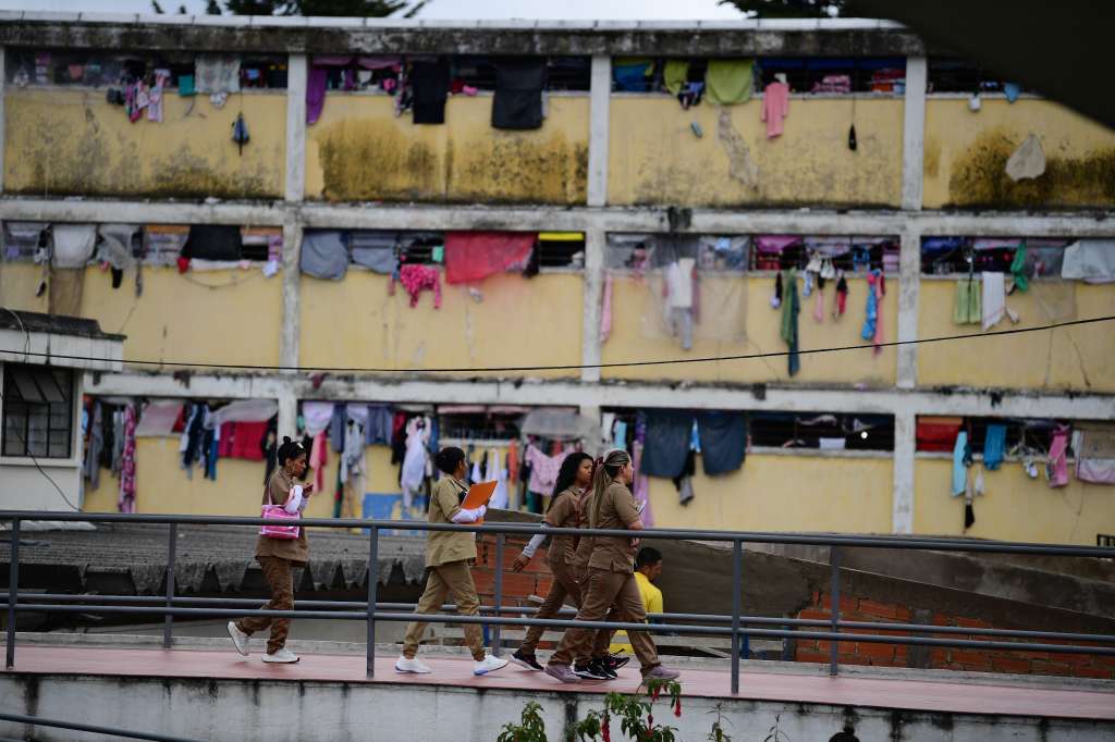La Cárcel de mujeres El Buen Pastor es un ejemplo de hacinamiento, derechos violentados y mujeres que viven sin acceso a mínimos de salud o garantías sexuales.