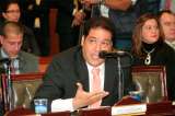 Pelea de minorías por elección de mesa directiva de Senado