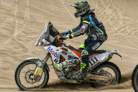 Los seis colombianos "sobreviven" en el Rally Dakar