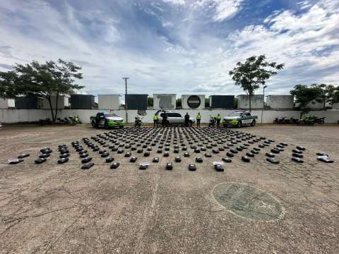 Incautan 412 kilos de marihuana en vía Bogotá-Girardot en vehículo blindado