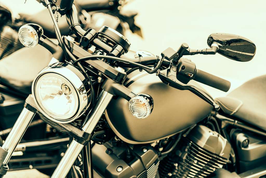 Motos de alto vs. bajo cilindraje: ¿cuál es la mejor opción para usted?