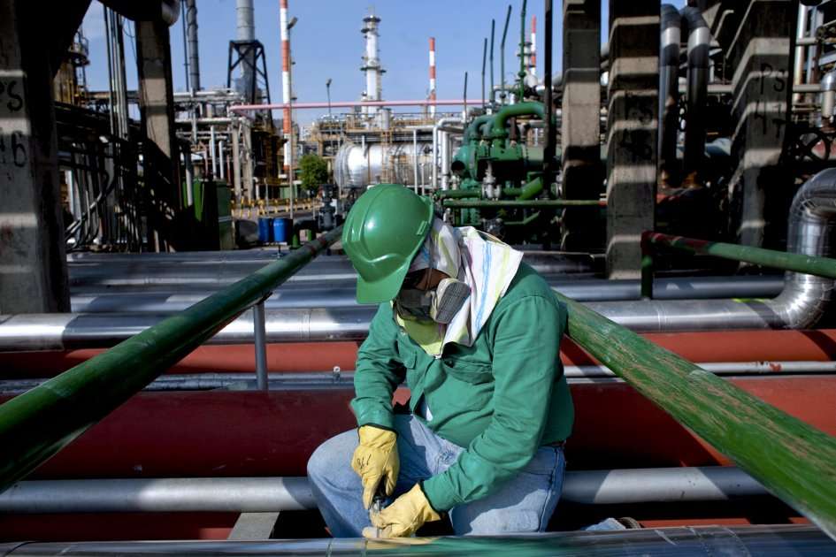 La tasa de desempleo a nivel nacional cerró en 9,0% en octubre de 2015. / Bloomberg