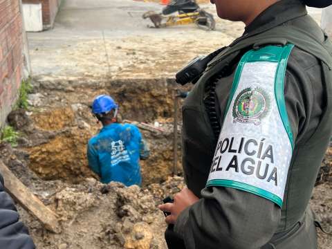 Conexión clandestina deja sin agua a 72 mil usuarios en la localidad de Usme