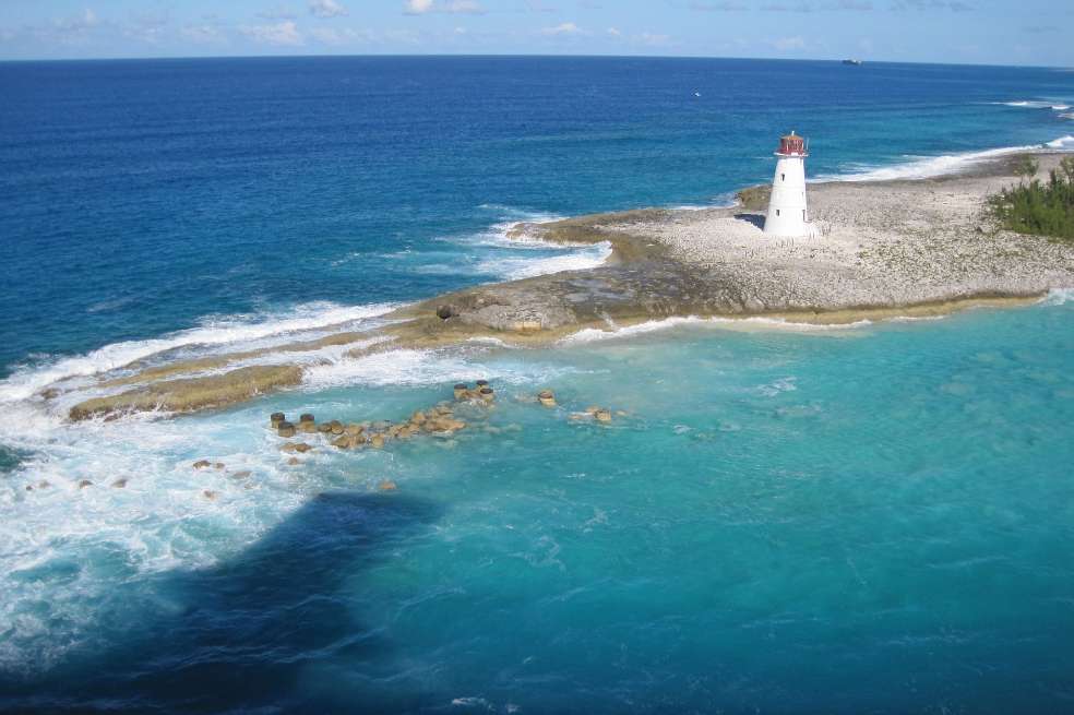 Nasáu es la capital de las Bahamas.