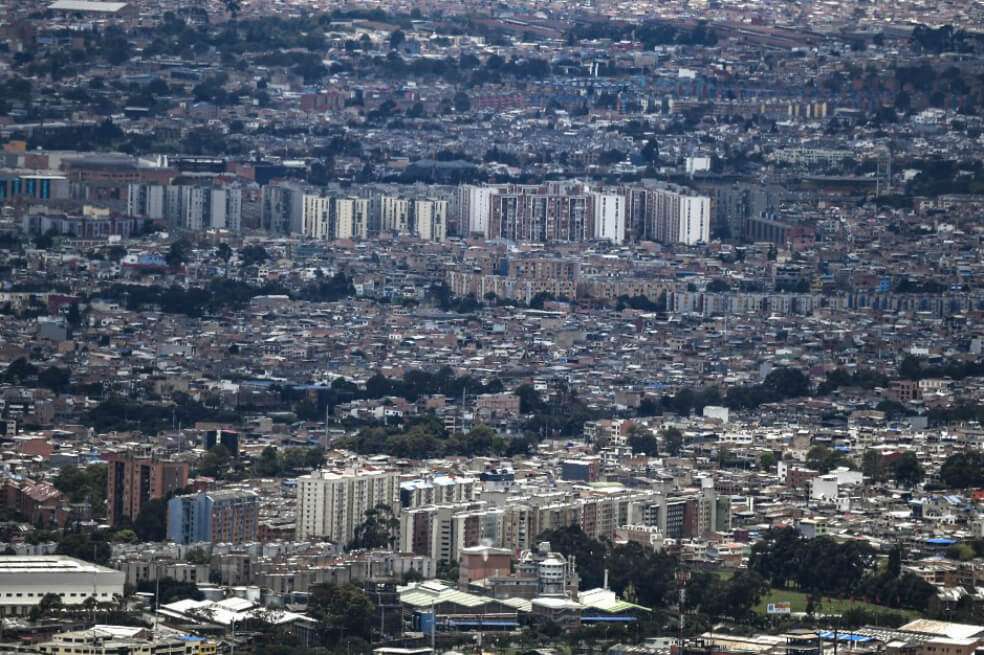 Los manifestantes bloquearon las avenidas Suba y Ciudad de Cali. / AFP