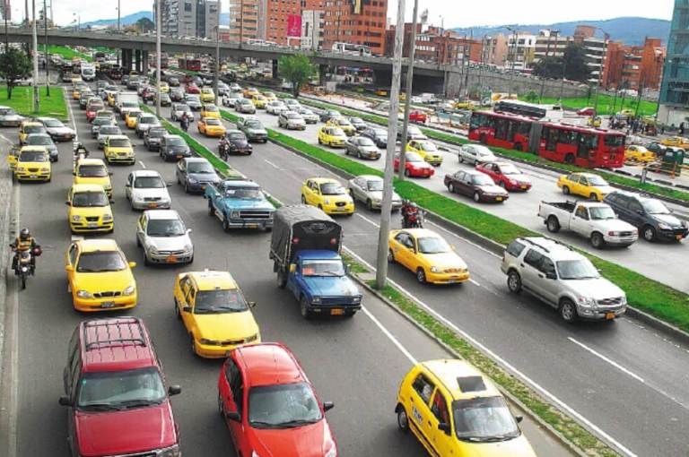 Así regirá la medida del pico y placa para este lunes en Bogotá