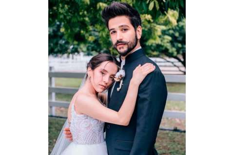 Camilo se ríe de los memes sobre su amor por Evaluna Montaner