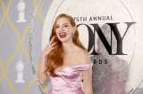 Jessica Chastain y Vanessa Hudgens de las mejores vestidas en los Tony Awards