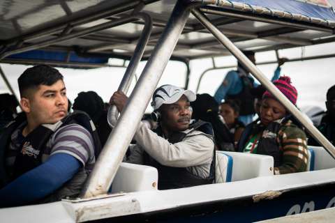 La atención humanitaria a migrantes no para en Necoclí, Antioquia