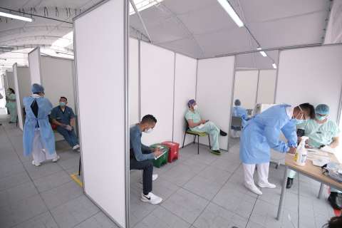 En América Latina habrá brotes de coronavirus hasta “bien entrado” 2022: OPS
