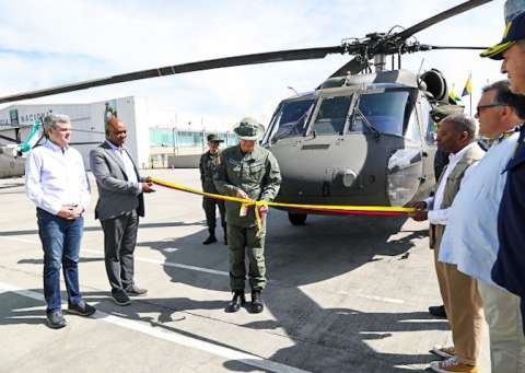EE.UU. denunció narcocorrupción en Policía y ahora le entrega aeronaves antinarcóticos