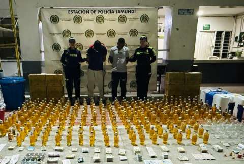 Incautaron licor adulterado que sería distribuido en el Petronio Álvarez en Cali